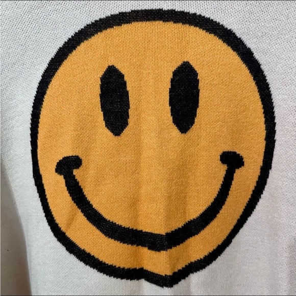 Smiley Face Knit Sweater with Checkered Sleeves - Picture 5 of 8